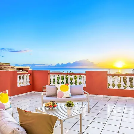 Oleada Villa Costa Adeje (Tenerife)